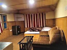 Triund Camps Riverside Resort