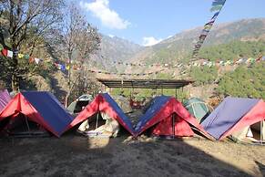 Triund Camps Riverside Resort