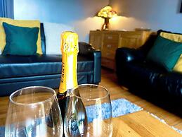 Snowdonia Slate Mountain Cottage Near Zip World