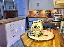 Snowdonia Slate Mountain Cottage Near Zip World