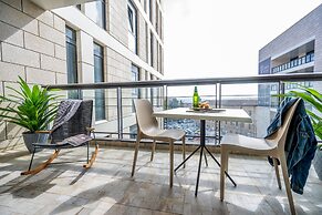 Luxury 2R Best location Amazing terrace