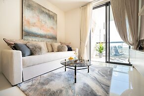 Luxury 2R Best location Amazing terrace