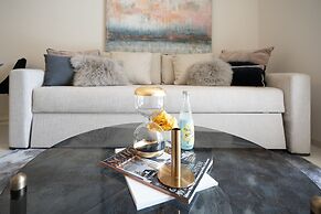 Luxury 2R Best location Amazing terrace