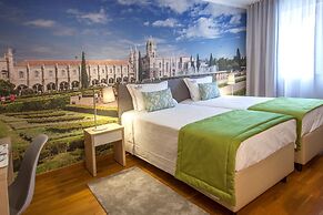 Famous Crows Lisbon Suites