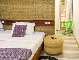 Tooro Fairway Hotel