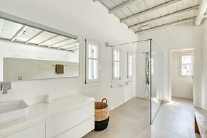 Crystal Villa 6 Bedroom