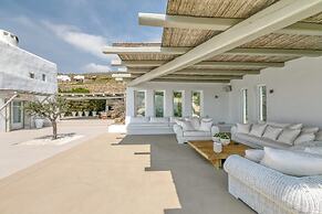 Crystal Villa 6 Bedroom