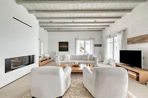 Crystal Villa 6 Bedroom