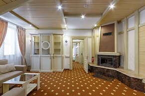 Chevalier Hotel & Spa