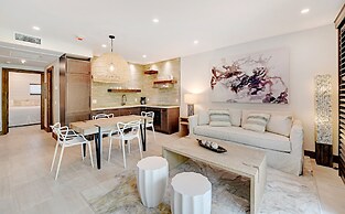 Bali Hai Beachfront Resort and Spa