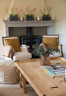 Luxury 6-bed Tuscan Villa Near Lucca and Florence