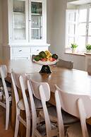 Luxury 6-bed Tuscan Villa Near Lucca and Florence