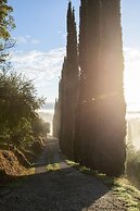 Luxury 6-bed Tuscan Villa Near Lucca and Florence