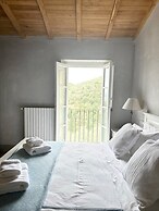 Luxury 6-bed Tuscan Villa Near Lucca and Florence