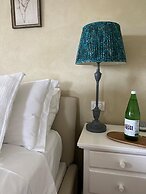 Luxury 6-bed Tuscan Villa Near Lucca and Florence