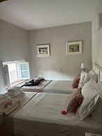 Luxury 6-bed Tuscan Villa Near Lucca and Florence