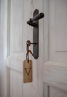 Luxury 6-bed Tuscan Villa Near Lucca and Florence