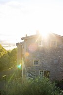 Luxury 6-bed Tuscan Villa Near Lucca and Florence