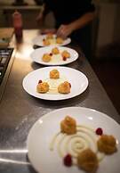 Luxury 6-bed Tuscan Villa Near Lucca and Florence