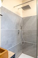 Bello Lake Como Suites