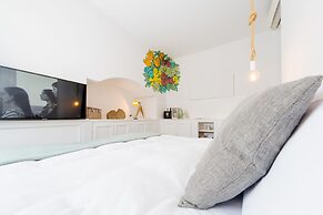 Bello Lake Como Suites