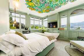 Bello Lake Como Suites