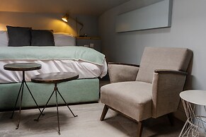 Bello Lake Como Suites