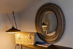 Bello Lake Como Suites