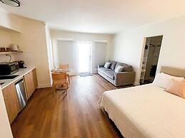 Tiana Beach Hotel