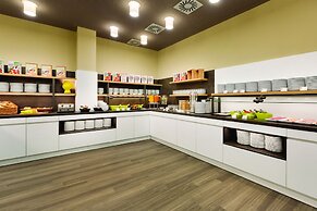 Super 8 by Wyndham Hamburg Mitte