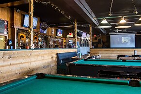 Northwood Plaza Hotel