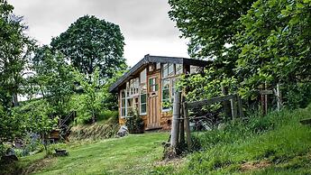 Hapus Yurt - Two Beautiful Yurts and Barn Cottage