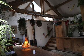 Hapus Yurt - Two Beautiful Yurts and Barn Cottage