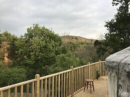 Hapus Yurt - Two Beautiful Yurts and Barn Cottage