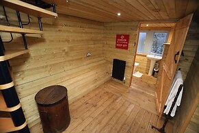 Hapus Yurt - Two Beautiful Yurts and Barn Cottage