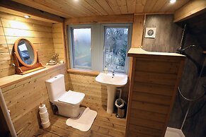 Hapus Yurt - Two Beautiful Yurts and Barn Cottage