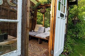 Hapus Yurt - Two Beautiful Yurts and Barn Cottage