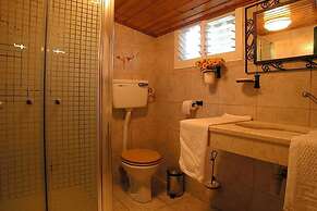 Biktapuz & Klemantina - Adults Only