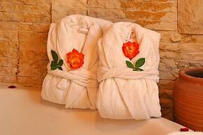 Biktapuz & Klemantina - Adults Only