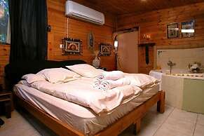 Biktapuz & Klemantina - Adults Only