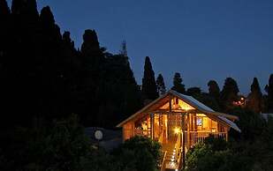 Biktapuz & Klemantina - Adults Only