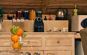 Biktapuz & Klemantina - Adults Only