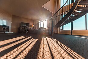 Red Deer Resort & Casino