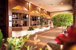 Red Deer Resort & Casino