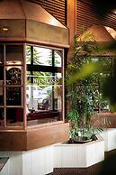 Red Deer Resort & Casino