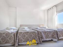 Aj Hotel