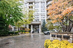 Sarkar Suites - 310 Burnhamthorpe Road