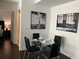 Sarkar Suites - Downtown Fashion Dist.