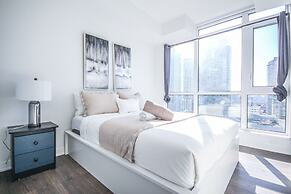 Sarkar Suites - Downtown Fashion Dist.