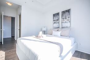 Sarkar Suites - Downtown Fashion Dist.